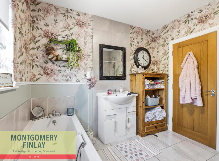 4 Cahore Meadows, Enniskillen, Ederney, BT93 0FE