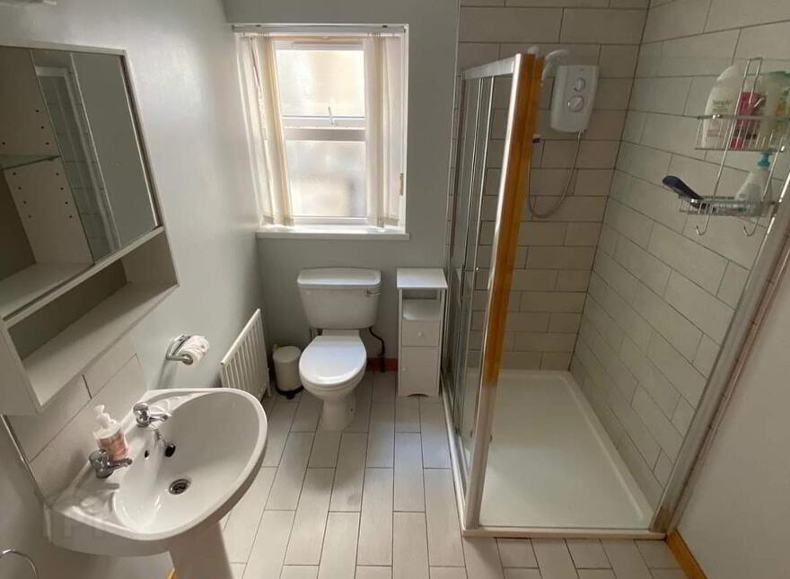 STUDENT LET 2025-26, 11a Garden Avenue, Portstewart, BT55 7AW
