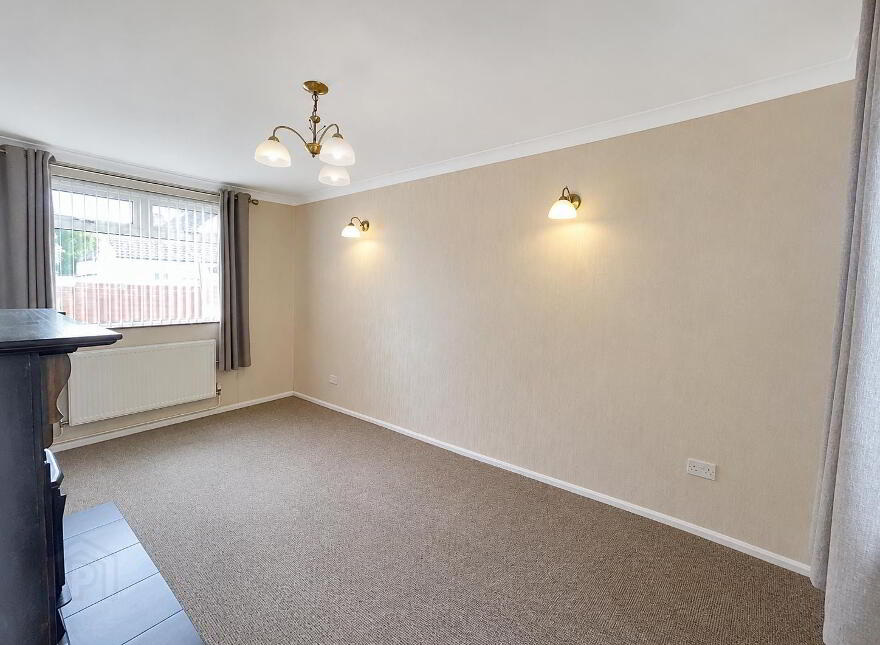 8 Orr Park, Newtownstewart, Omagh, BT78 4BH