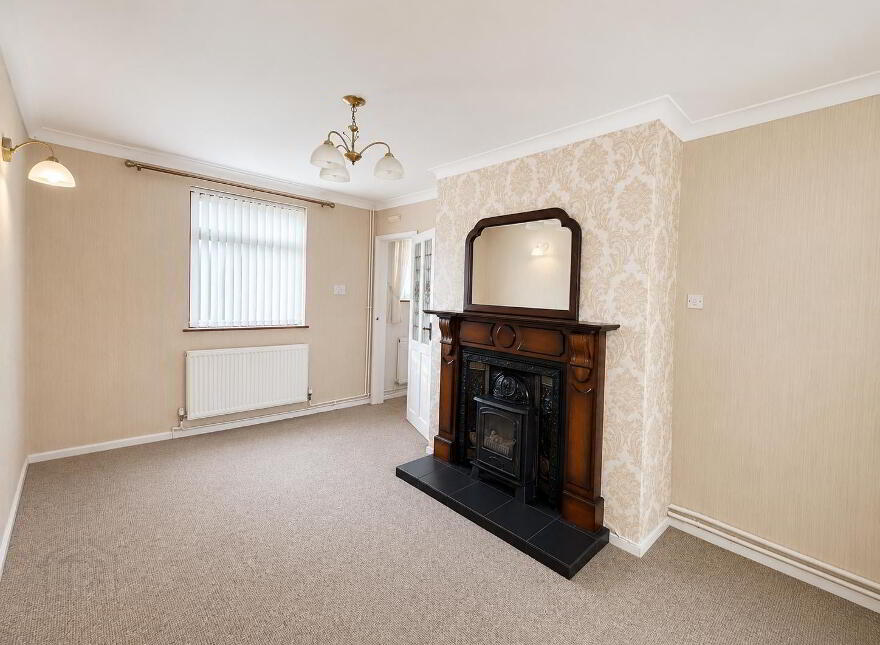 8 Orr Park, Newtownstewart, Omagh, BT78 4BH