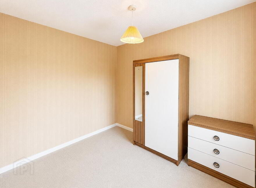 8 Orr Park, Newtownstewart, Omagh, BT78 4BH
