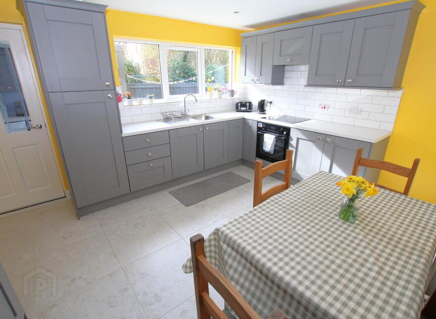 18 Glenoak Gardens, Crumlin, BT29 4ET
