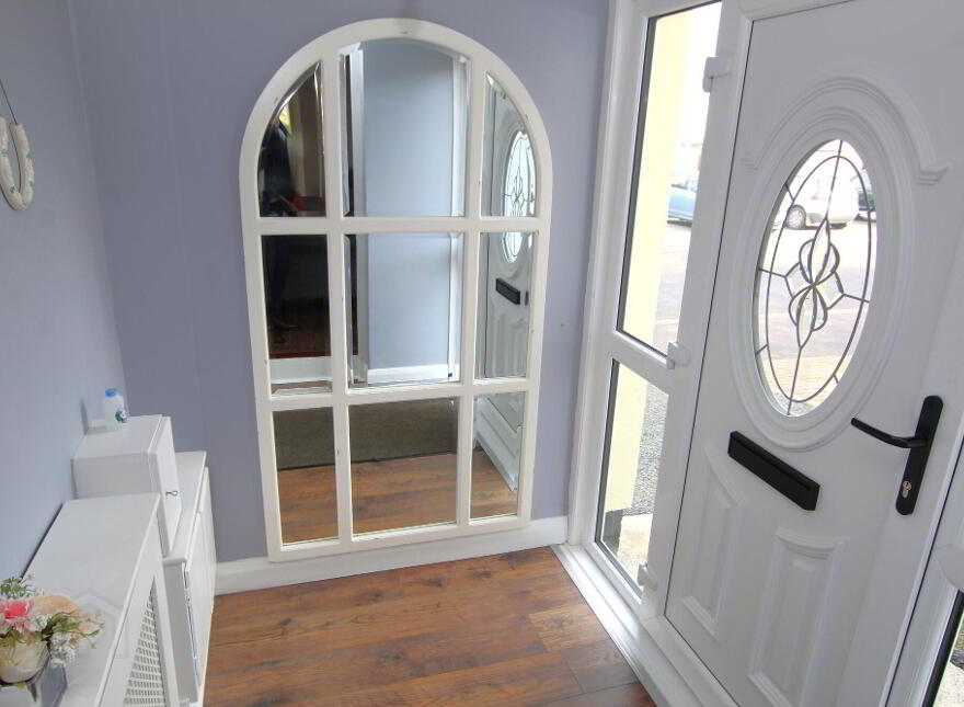 18 Glenoak Gardens, Crumlin, BT29 4ET