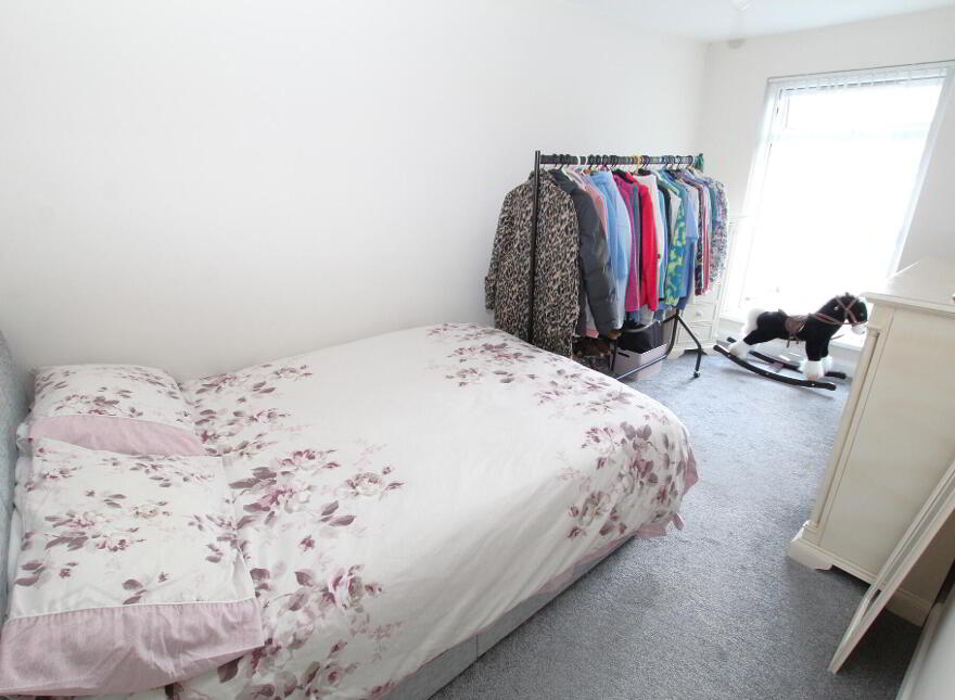 18 Glenoak Gardens, Crumlin, BT29 4ET