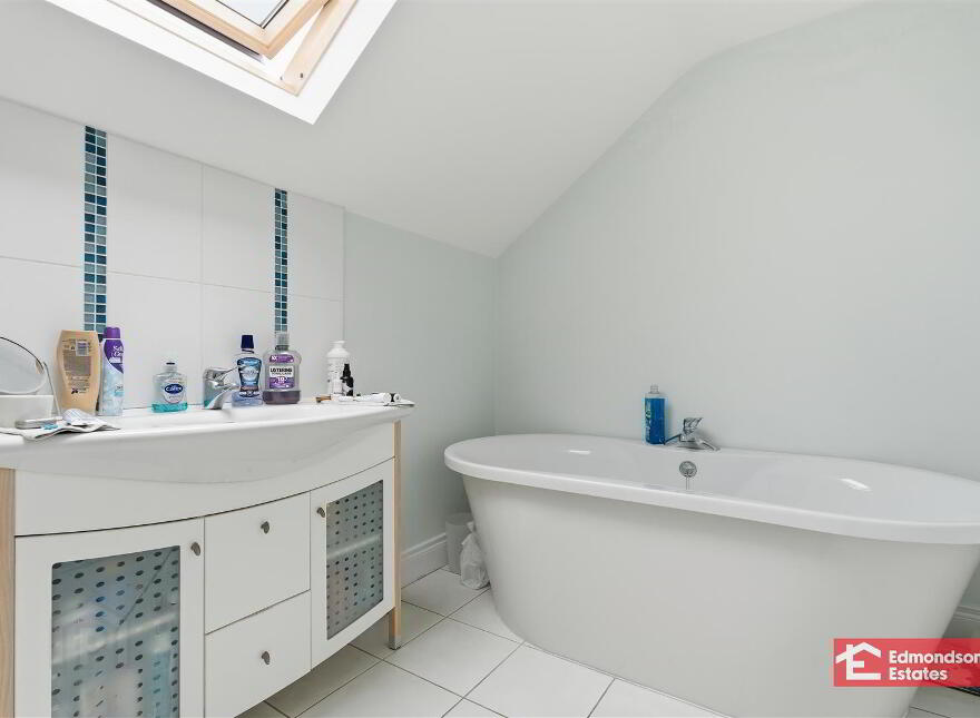 29 Woodcroft Heights, Galgorm, Ballymena, BT42 1GF
