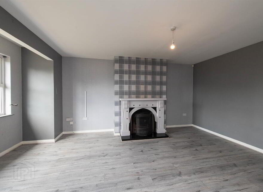 9 The Links, Ballykinler, Downpatrick, BT30 8FE