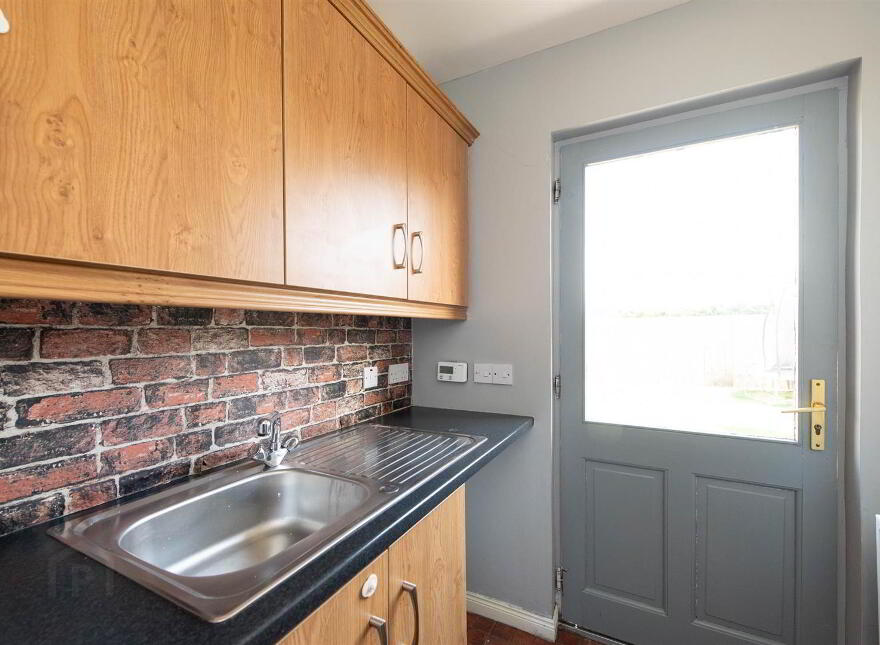 9 The Links, Ballykinler, Downpatrick, BT30 8FE