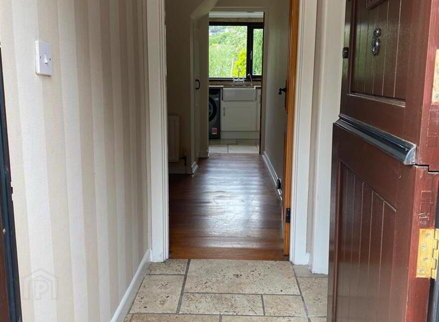 6 Mossvale Road, Dromore, BT25 1DQ