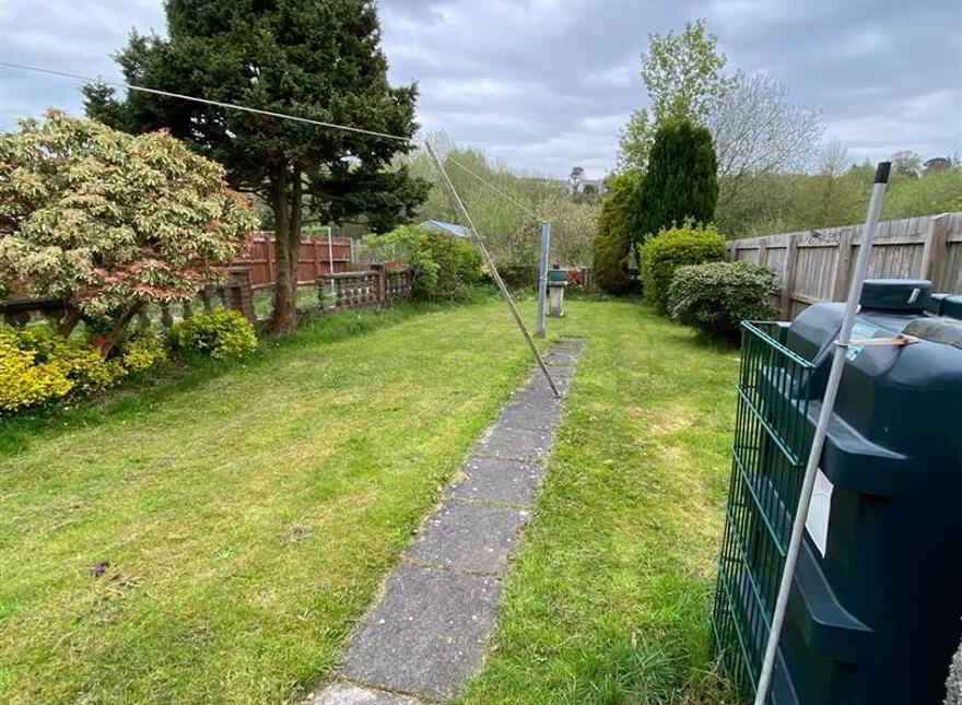 6 Mossvale Road, Dromore, BT25 1DQ
