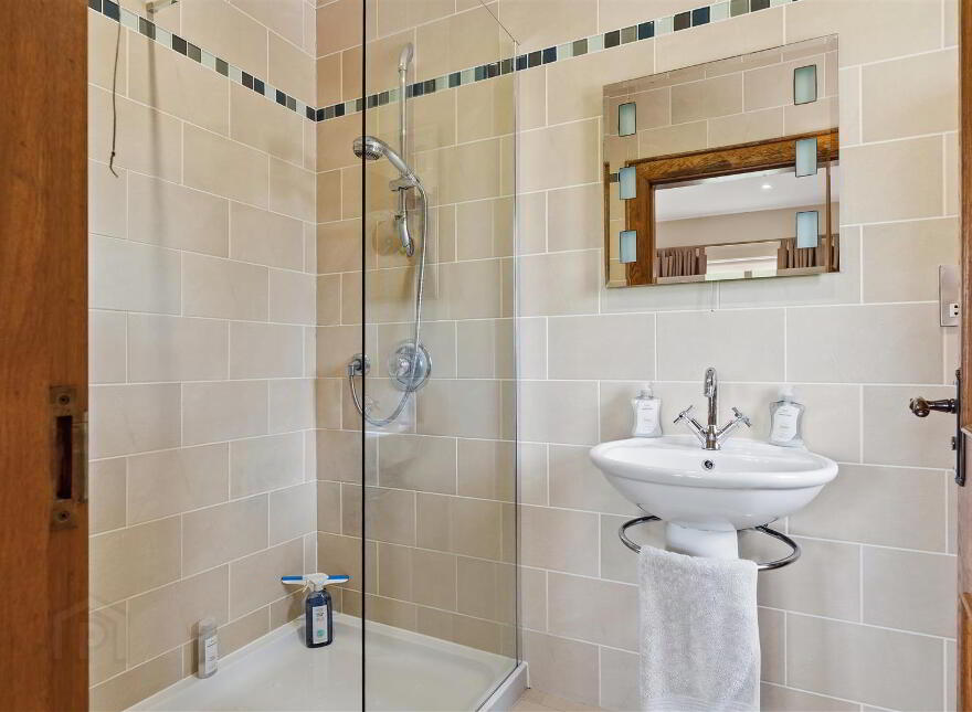 37B Killyless Road, Cullybackey, BT42 1HB