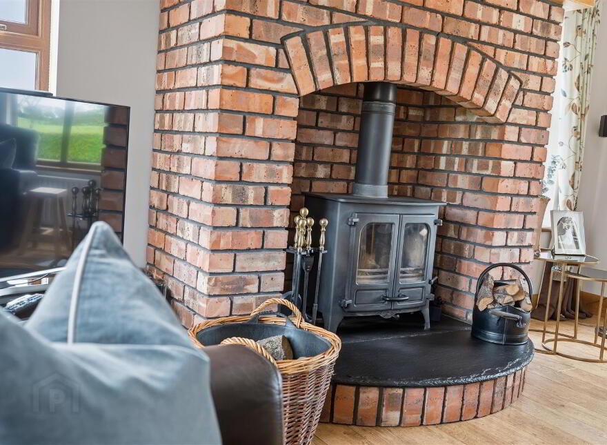 37B Killyless Road, Cullybackey, BT42 1HB