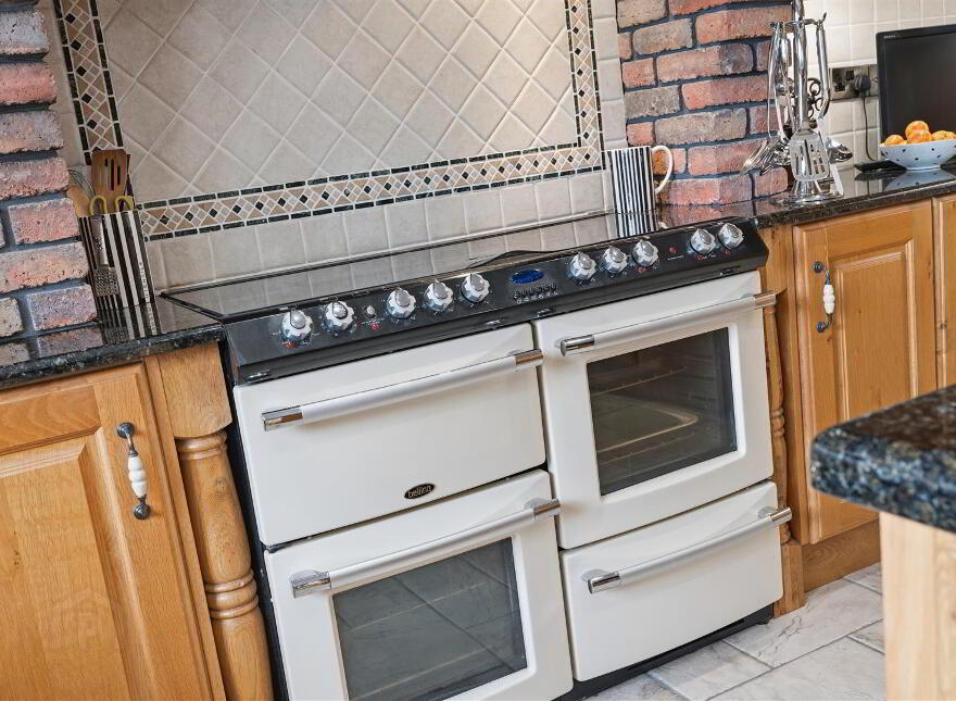 37B Killyless Road, Cullybackey, BT42 1HB