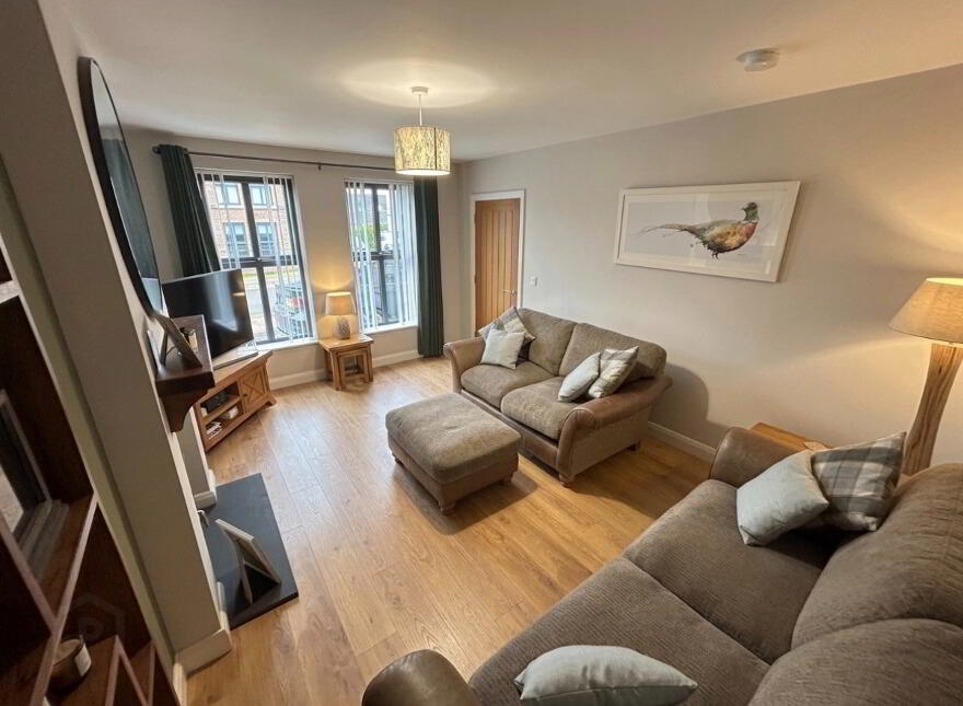 35 Castlegate, Galgorm, Ballymena, BT42 1SD