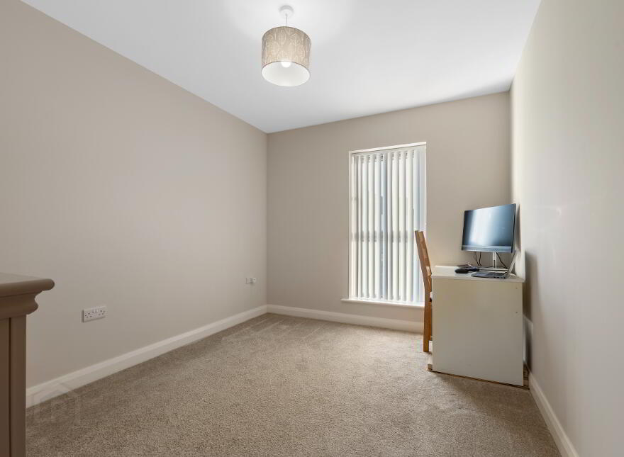 35 Castlegate, Galgorm, Ballymena, BT42 1SD