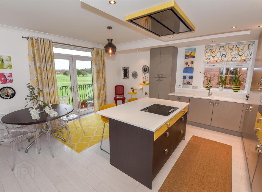 10 The Links, Warren Road, Donaghadee, BT21 0QS