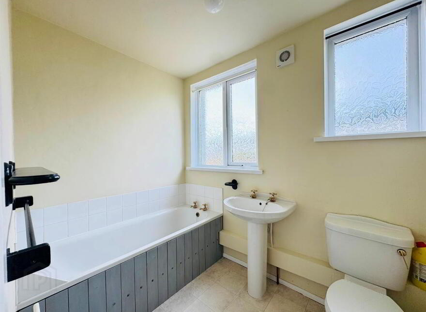 6 Kings Drive, Doagh Road, Newtownabbey, BT37 0DG