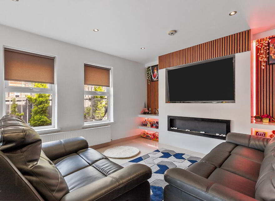 4 Wolfhill Manor, Belfast, BT14 8DE