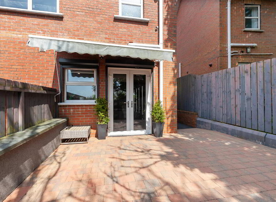 4 Wolfhill Manor, Belfast, BT14 8DE