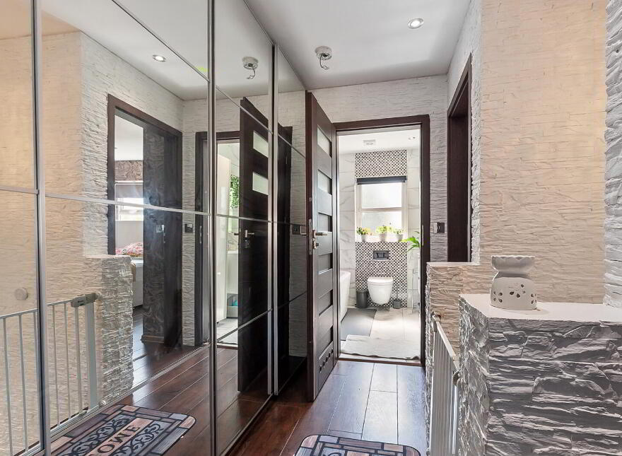 4 Wolfhill Manor, Belfast, BT14 8DE