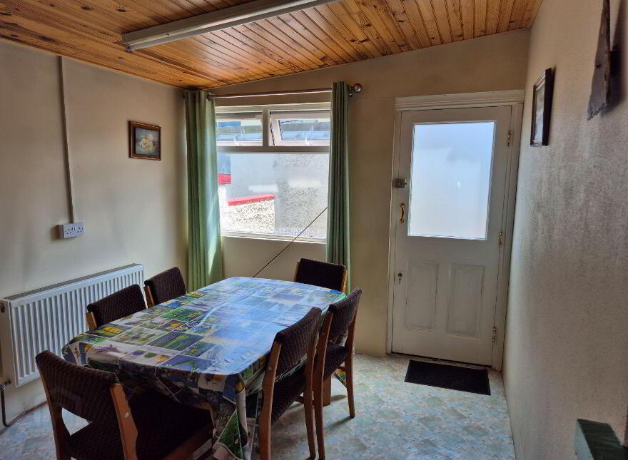 Ballybay Road, Carrickmacross, A81CD68