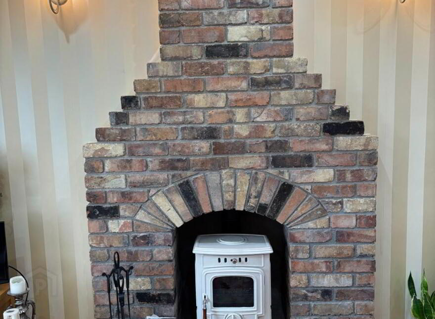 32 Lagan Court, Burren, Warrenpoint, Newry, BT34 3SX