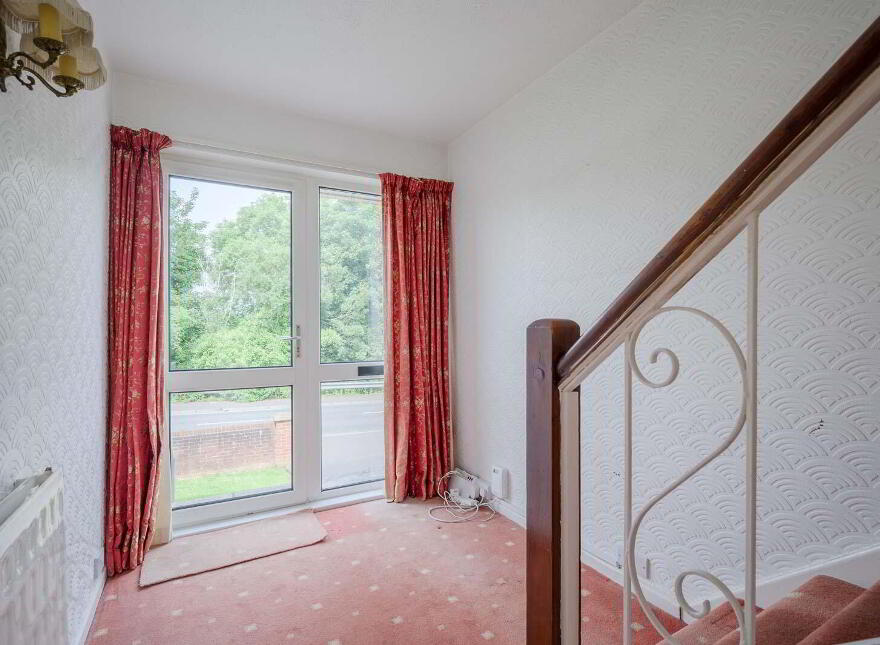 80 Glen Road, Castlereagh, Belfast, BT5 7LU