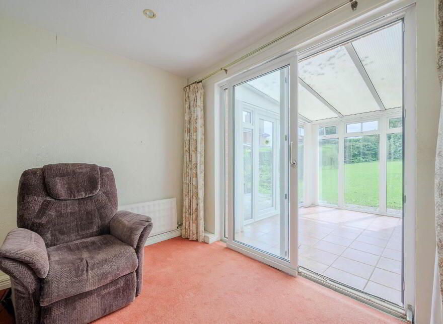 80 Glen Road, Castlereagh, Belfast, BT5 7LU