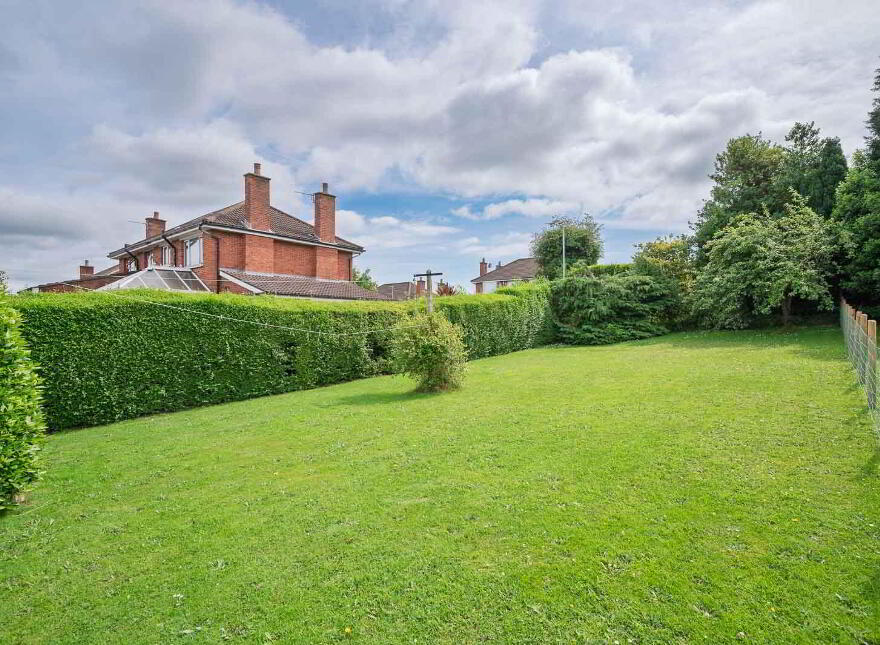 80 Glen Road, Castlereagh, Belfast, BT5 7LU