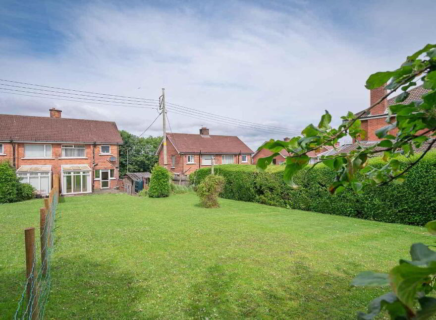 80 Glen Road, Castlereagh, Belfast, BT5 7LU