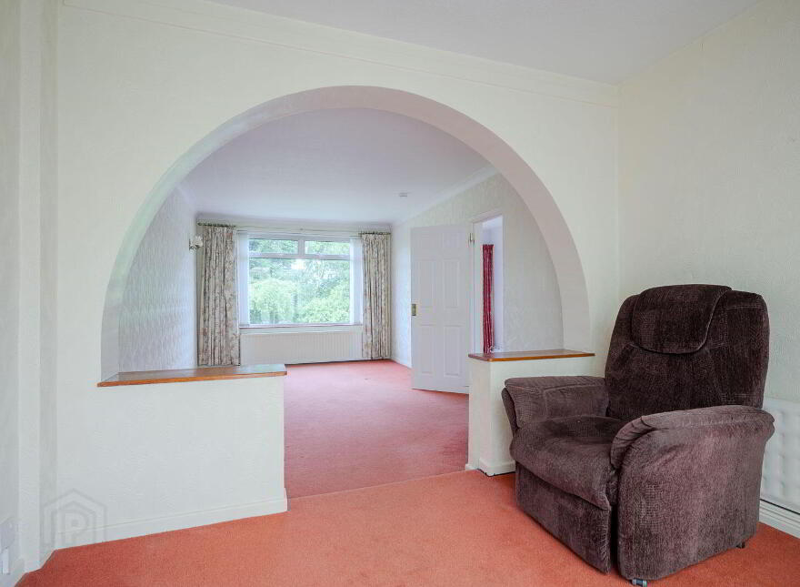 80 Glen Road, Castlereagh, Belfast, BT5 7LU