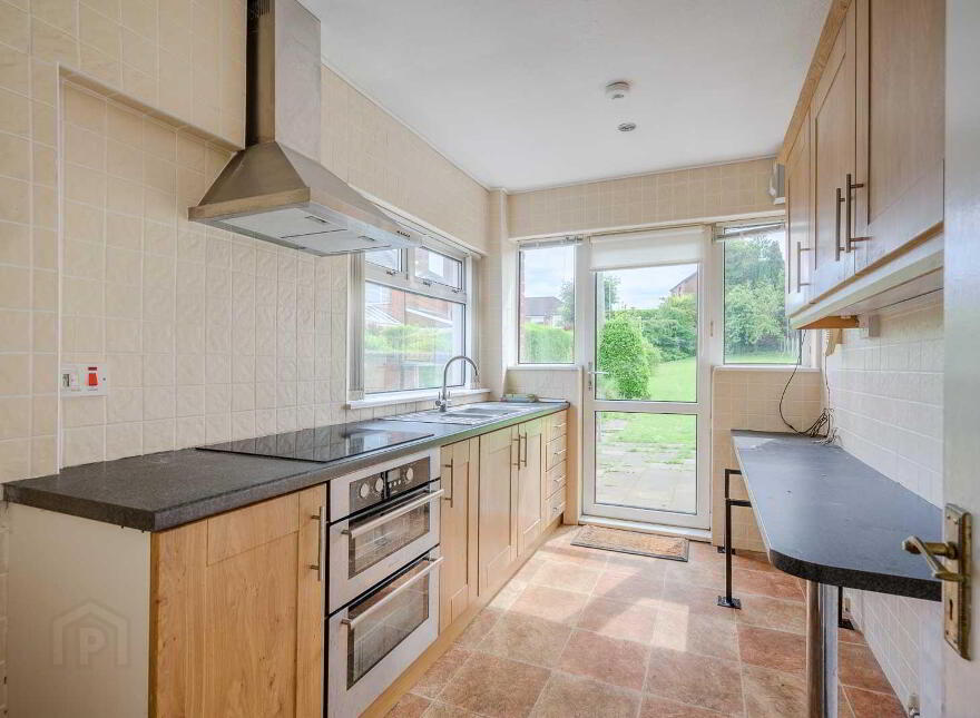 80 Glen Road, Castlereagh, Belfast, BT5 7LU