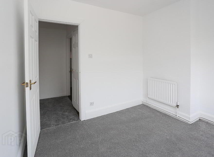 16 Empire Parade, Belfast, BT12 6GN