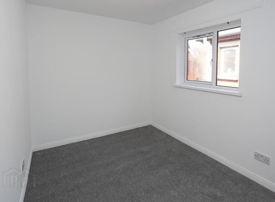 16 Empire Parade, Belfast, BT12 6GN