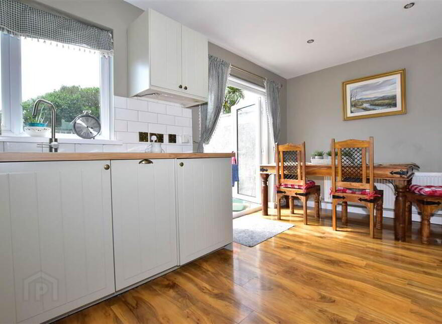 10 Main Street, Ballywalter, BT22 2PD