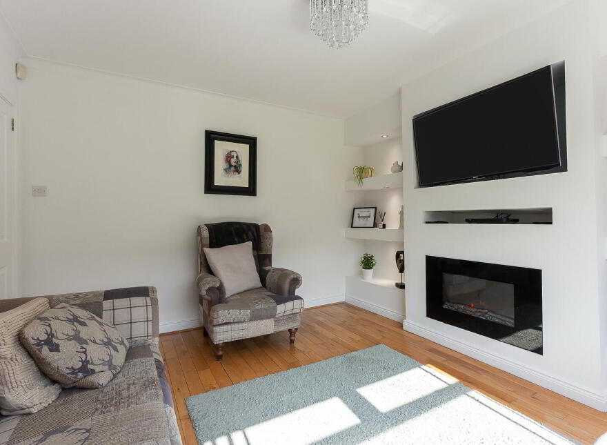 190 Carnmoney Road, Newtownabbey, BT36 6JX