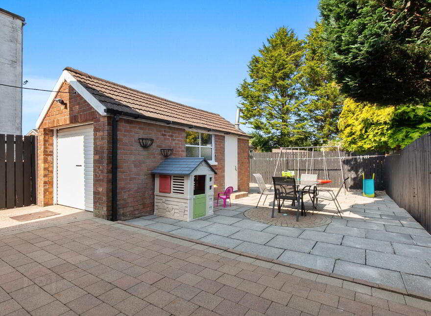 190 Carnmoney Road, Newtownabbey, BT36 6JX