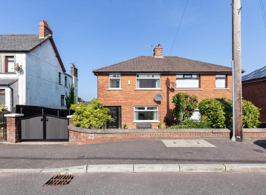 190 Carnmoney Road, Newtownabbey, BT36 6JX