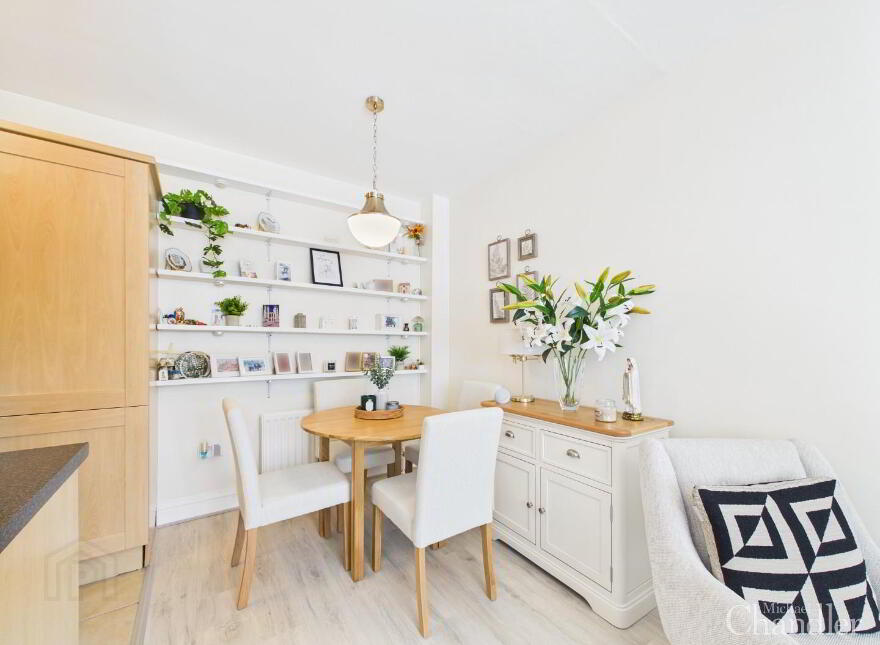 91 The Demesne, Carryduff, Belfast, BT8 8GT