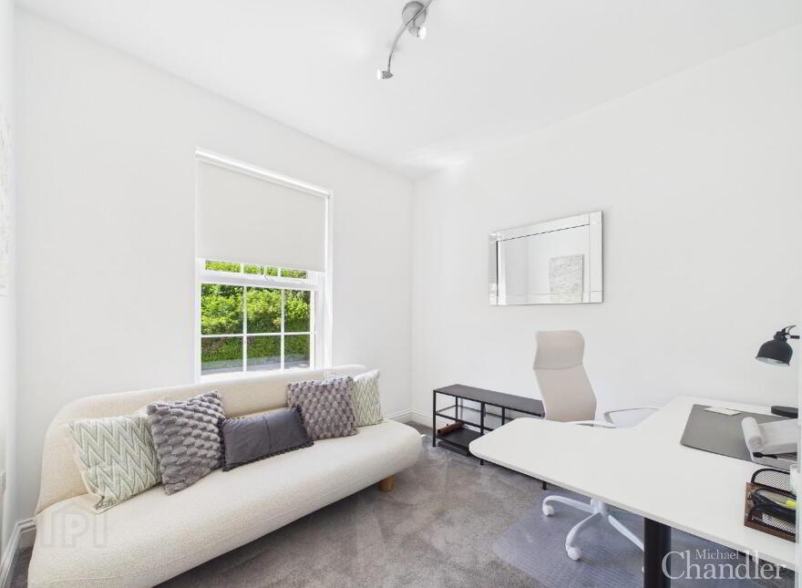 91 The Demesne, Carryduff, Belfast, BT8 8GT