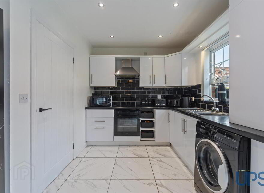 119 Mount Eagles Avenue, Stewartstown Road, Dunmurry, Belfast, BT17 0GN