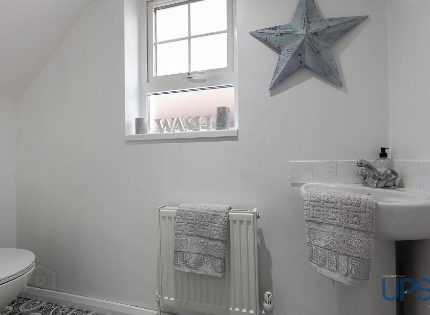 119 Mount Eagles Avenue, Stewartstown Road, Dunmurry, Belfast, BT17 0GN