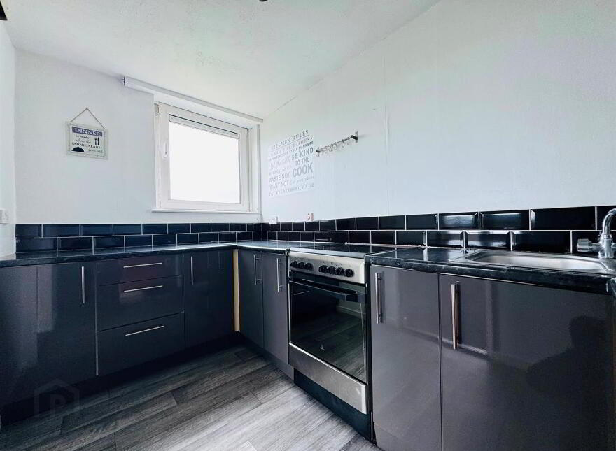 6d Beechwood House, Rush Park, Newtownabbey, BT37 9SF
