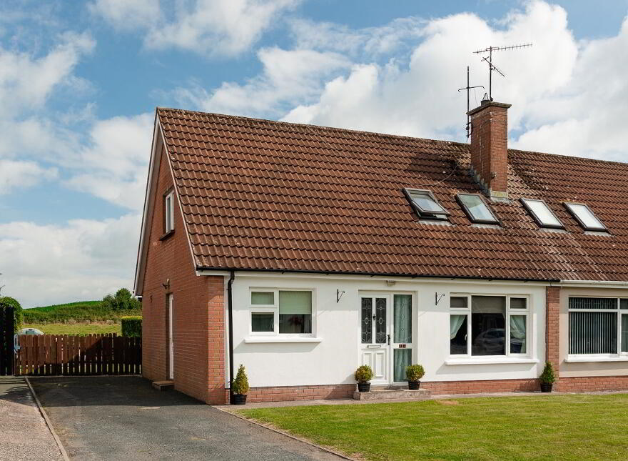15 Glebe Park, Dungannon, BT70 3PS