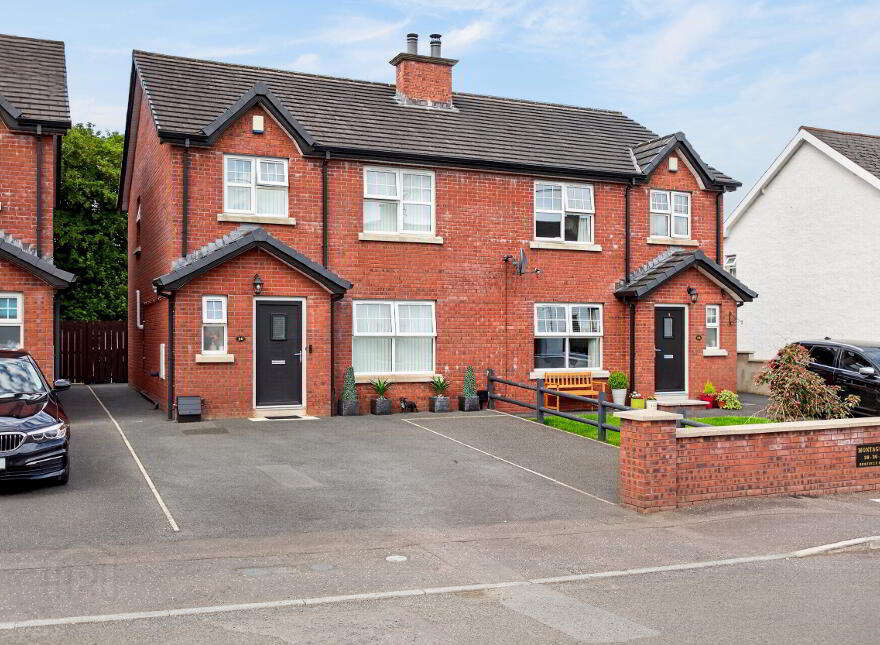 30 Montague Avenue, Ballymena, BT42 2DA