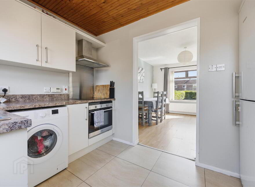 10 Clare Gardens, Newtownabbey, BT37 9BX