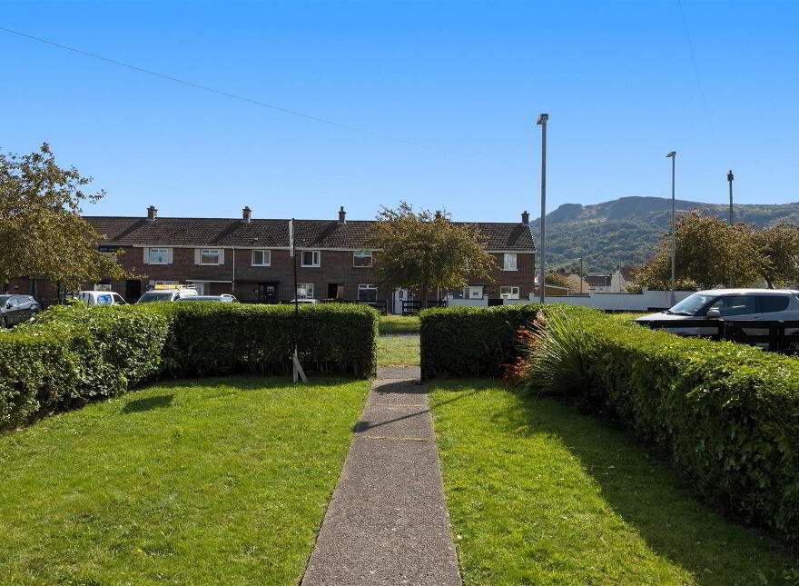10 Clare Gardens, Newtownabbey, BT37 9BX