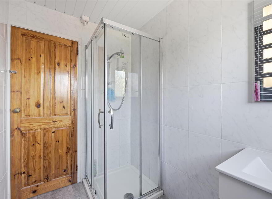 10 Clare Gardens, Newtownabbey, BT37 9BX