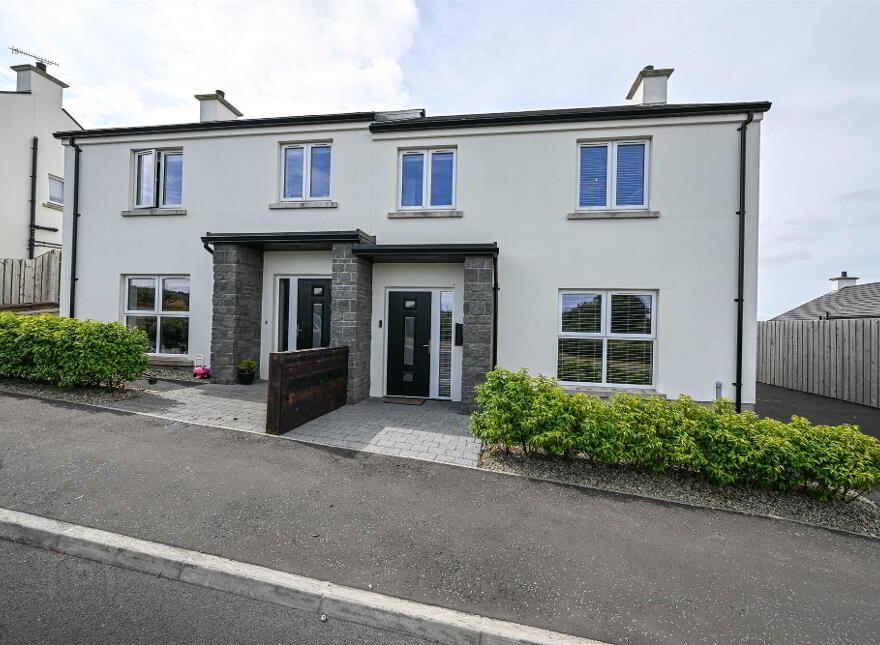 41 Saul Acre View, Downpatrick, BT30 6FX