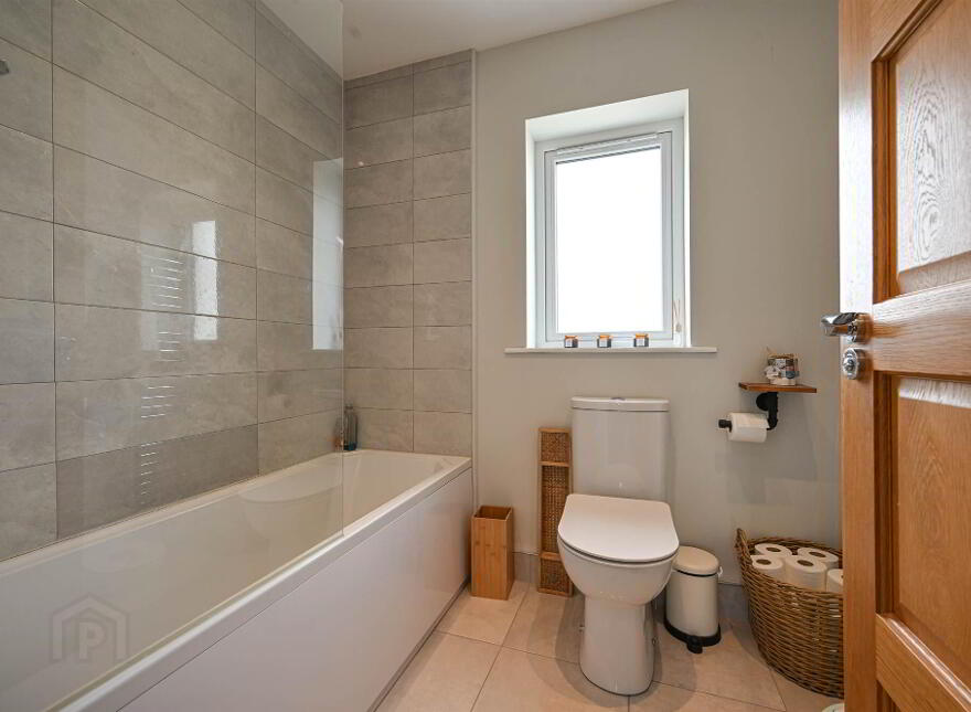 41 Saul Acre View, Downpatrick, BT30 6FX