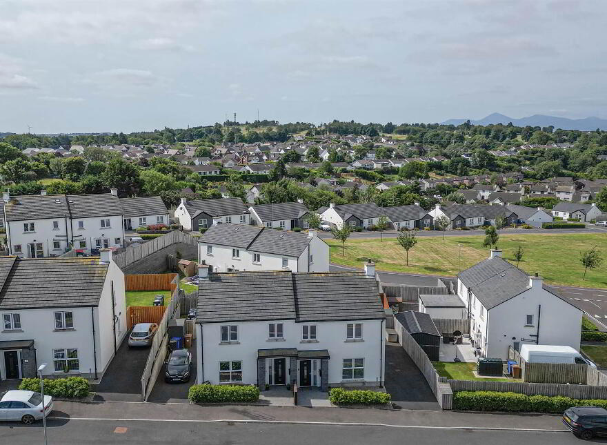 41 Saul Acre View, Downpatrick, BT30 6FX